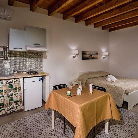 Il Cortile Appartement Castellammare del Golfo Buitenkant foto