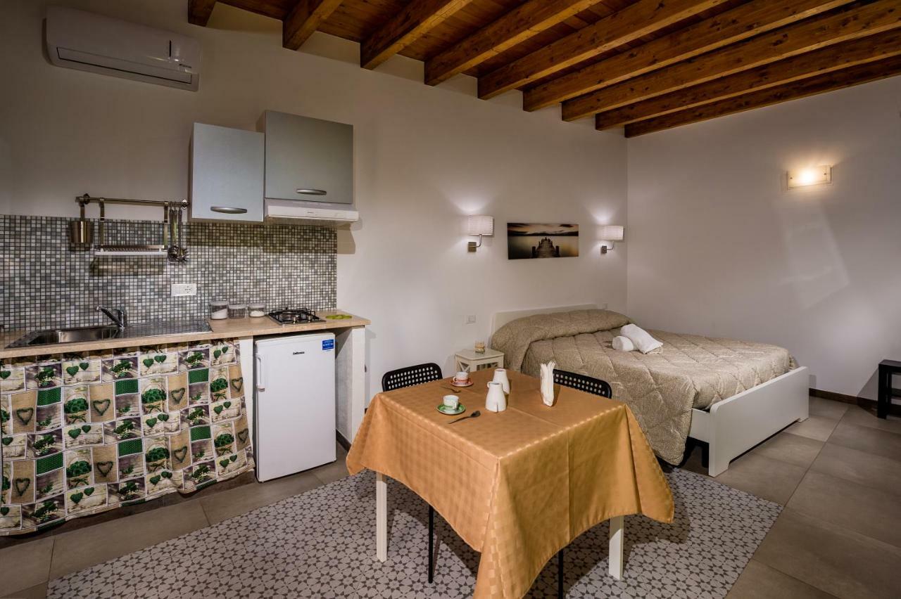 Il Cortile Appartement Castellammare del Golfo Buitenkant foto